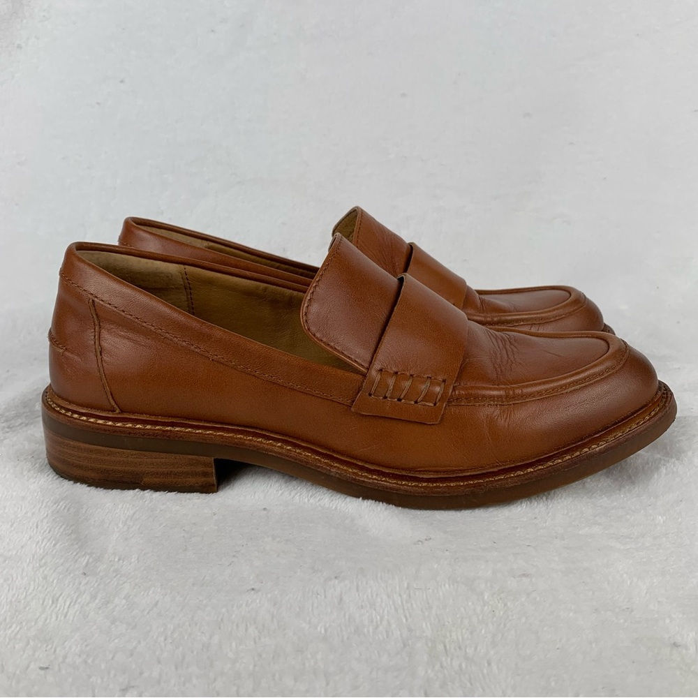 Sofft Women's Meryl Slip On Leather‎ Loafer in Luggage Excellent Used Condition - Picture 9 of 12